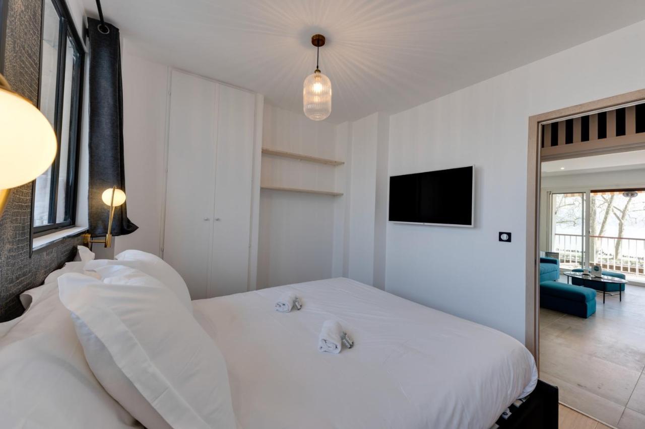 Swan Lake - Design Apartment Facing Lake Annecy Exteriér fotografie